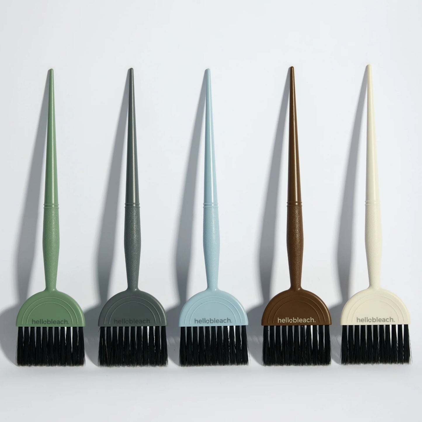 Hello Bleach - Medium Tint Brush "Walnut"