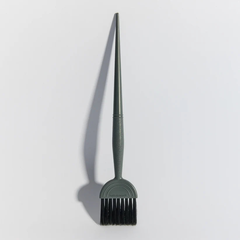 Hello Bleach - Small Tint Brush "Stone"