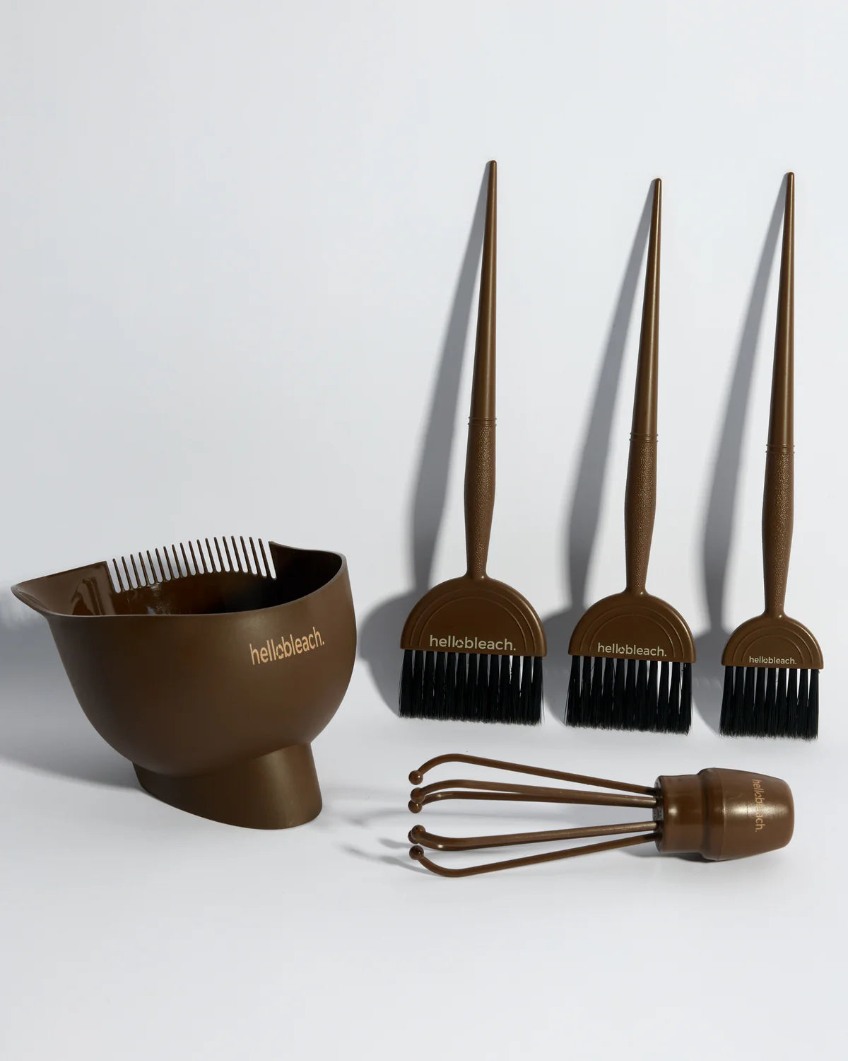 Hello Bleach - Large Tint Brush "Walnut"
